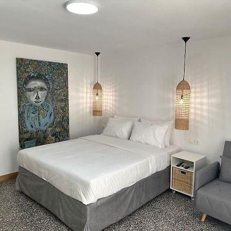 Mk City Apartment Near Dowtown Ираклио Екстериор снимка